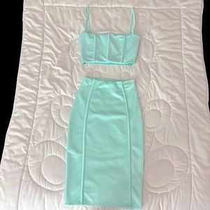 PRETTYLITTLETHING Top & Skirt